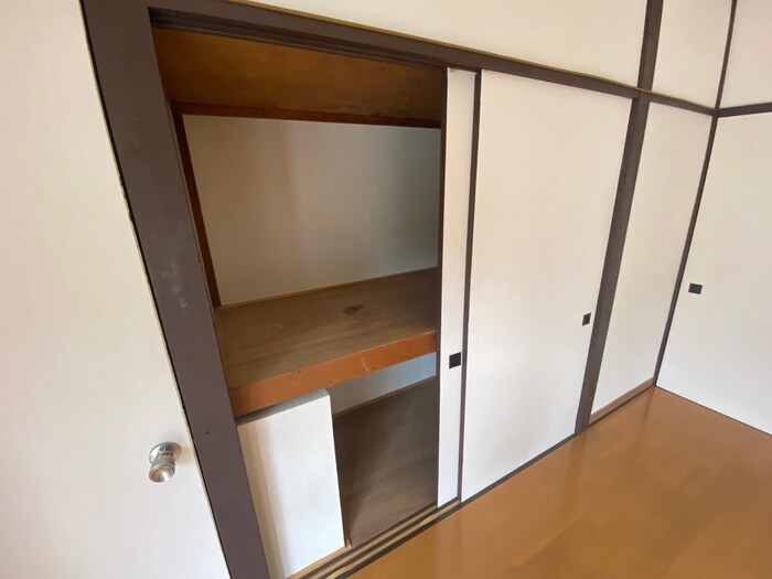 物件内観写真15　(収納)