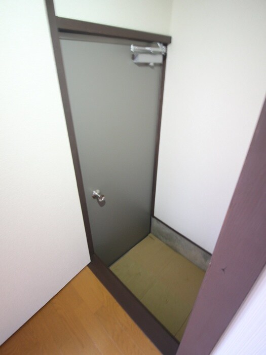 物件内観写真19　(玄関)