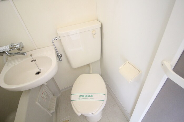 物件内観写真14　(トイレ)