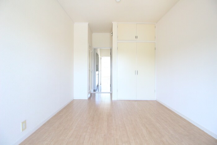 物件内観写真18　(居室)