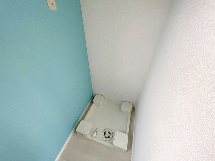 物件内観写真15　(洗濯機置場)