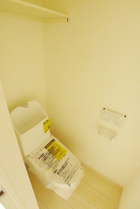 物件内観写真11　(トイレ)