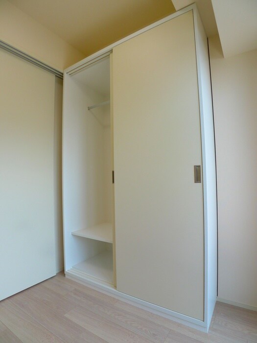 物件内観写真15　(収納)