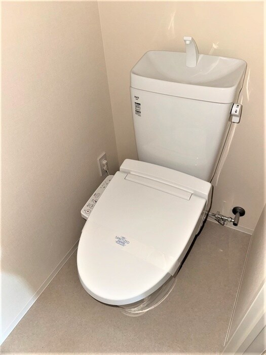 物件内観写真15　(トイレ)