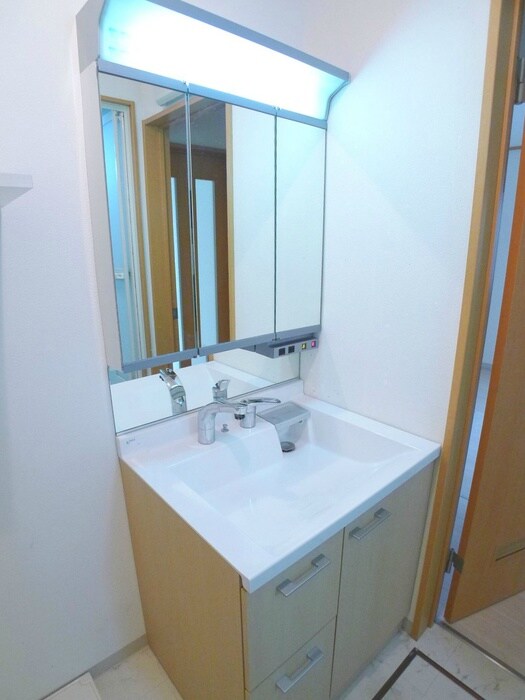 物件内観写真14　(洗面)