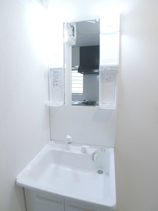 物件内観写真15　(洗面)