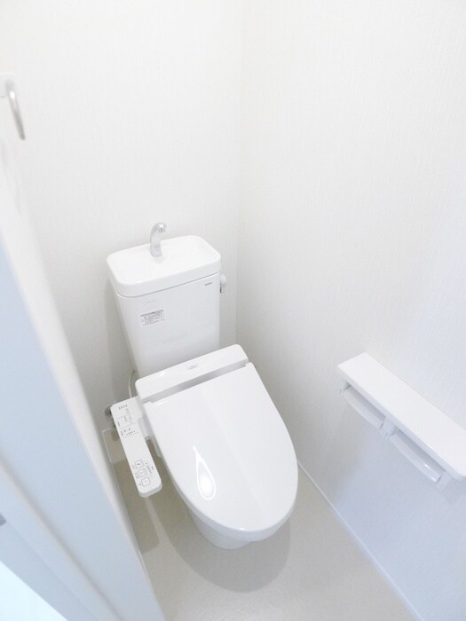 物件内観写真16　(トイレ)