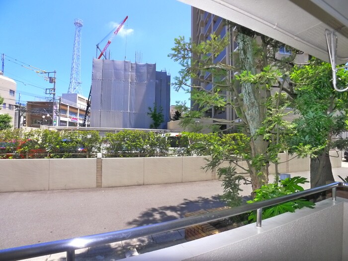 物件内観写真21　(室内からの展望)