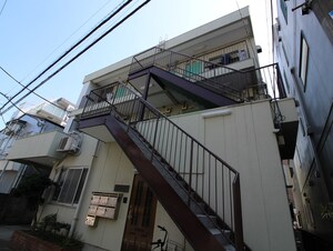メゾン新中野外観写真