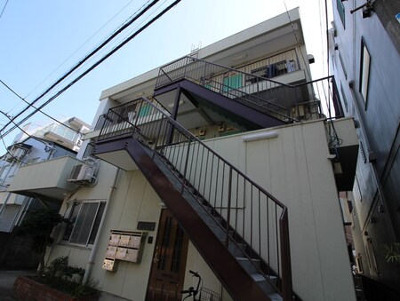 メゾン新中野外観写真