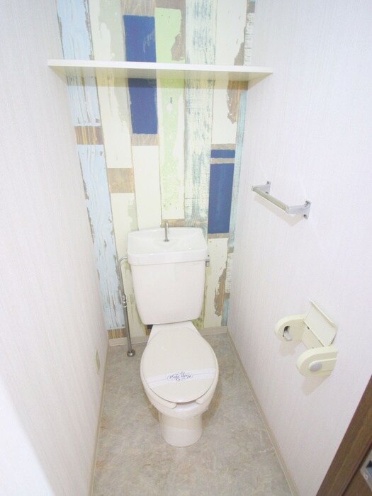 物件内観写真11　(トイレ)