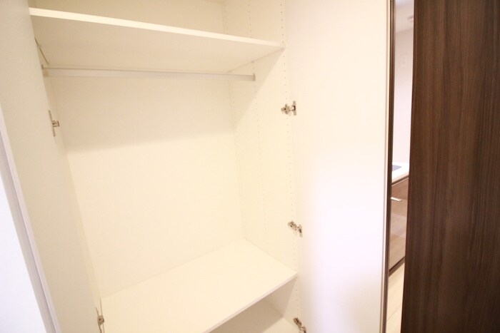 物件内観写真11　(収納)