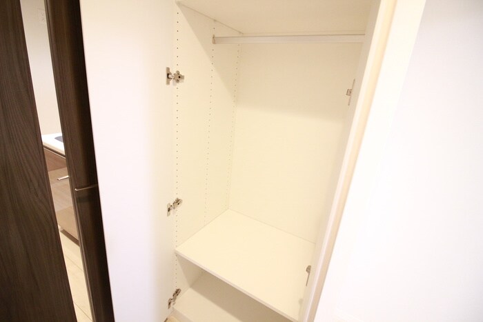 物件内観写真11　(収納)