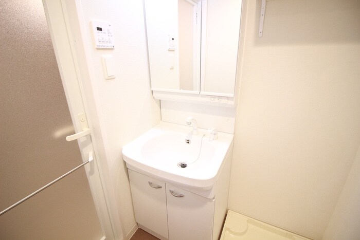 物件内観写真13　(洗面)