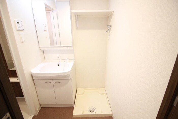 物件内観写真19　(洗濯機置場)