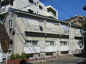 セブンYS外観写真