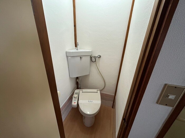 物件内観写真11　(トイレ)