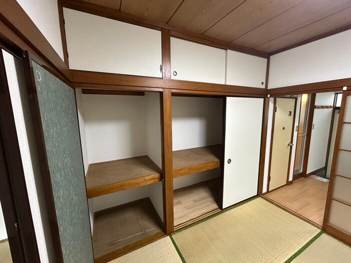物件内観写真18　(収納)