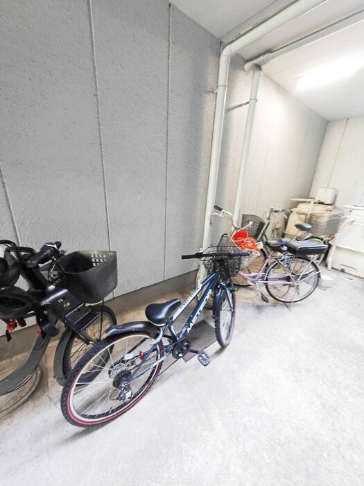 サカイビルの駐輪場