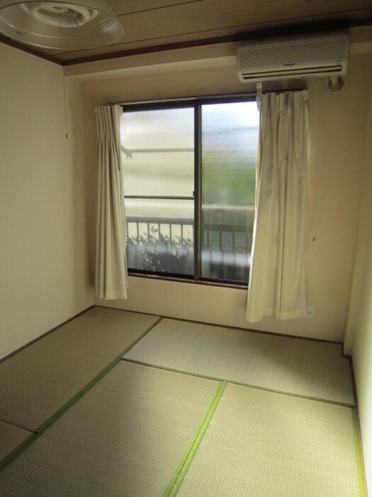 物件内観写真10　(居室)