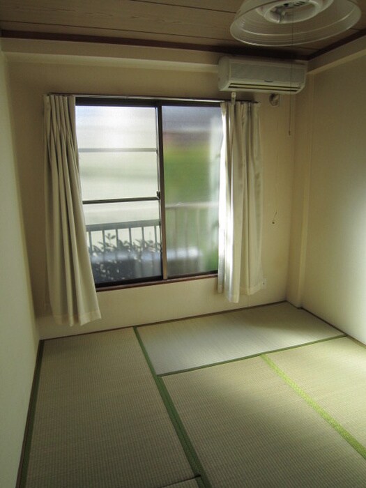 物件内観写真11　(居室)