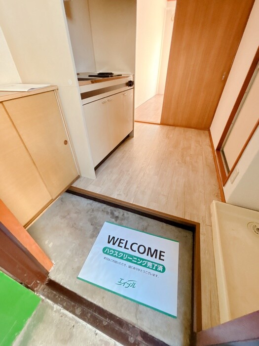 物件内観写真19　(玄関)