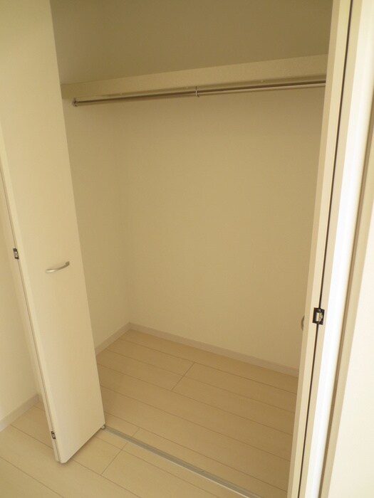 物件内観写真11　(収納)