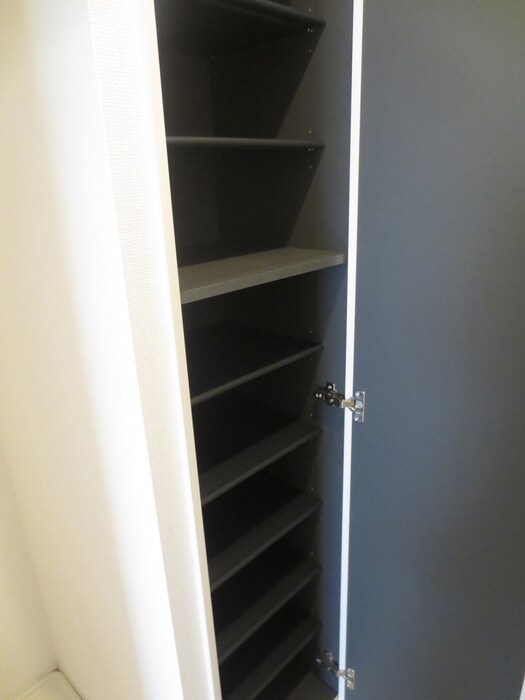 物件内観写真18　(靴箱)