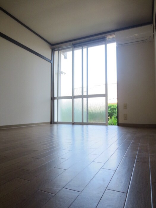 物件内観写真15　(居室)