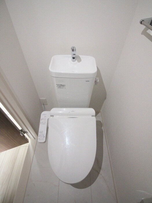 物件内観写真11　(トイレ)