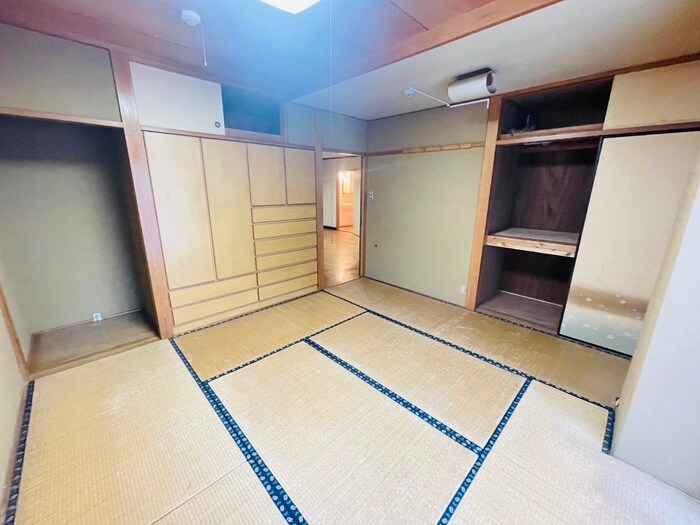 物件内観写真10　(居室)