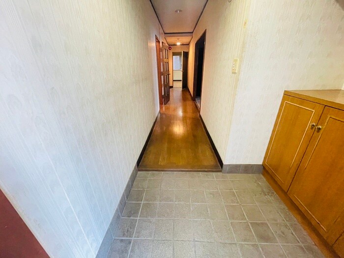 物件内観写真19　(玄関)