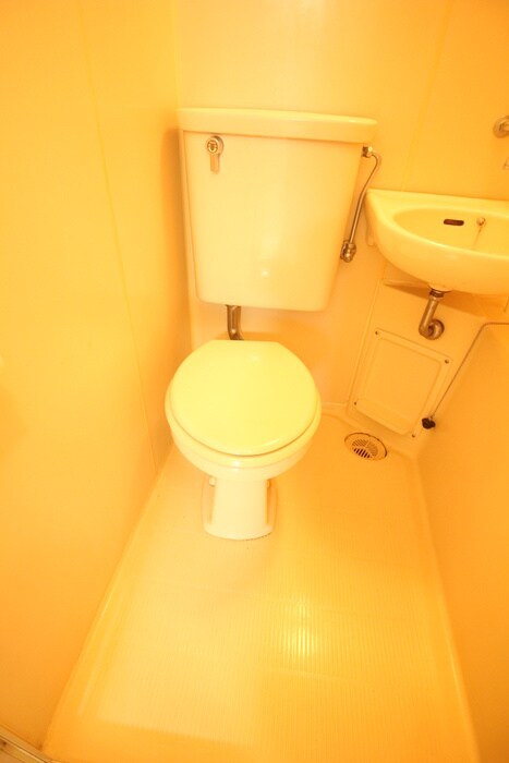 物件内観写真14　(トイレ)