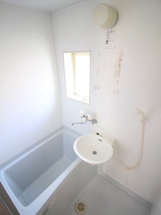 スギモトハウスのバス