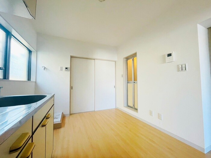 物件内観写真18　(居室)