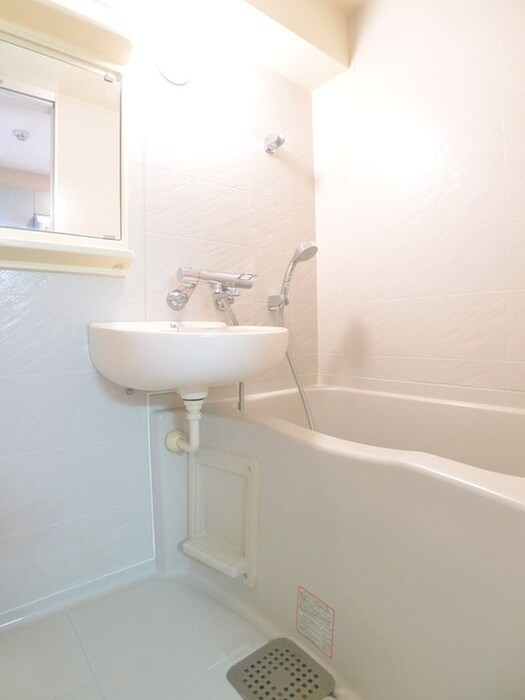 物件内観写真12　(バス／シャワールーム等)
