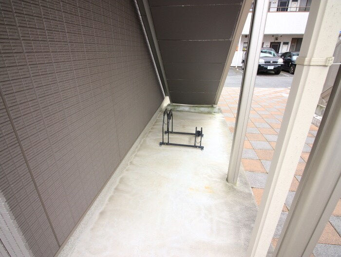 物件外観写真6　(駐輪場)
