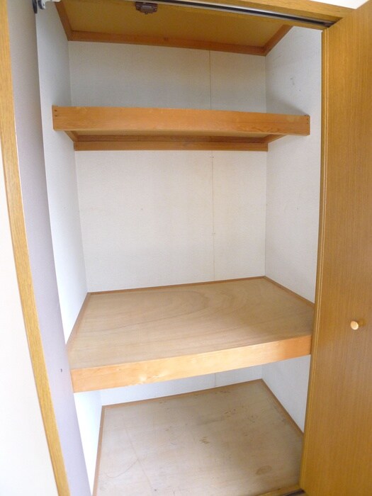 物件内観写真11　(収納)