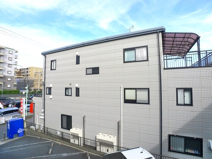 物件内観写真17　(室内からの展望)