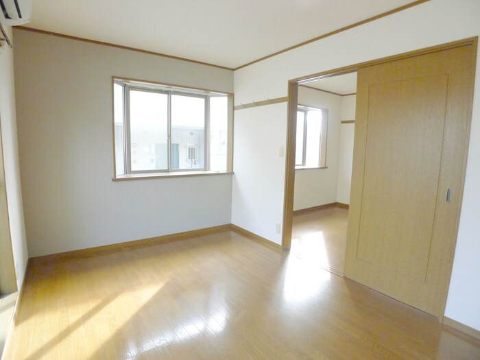 物件内観写真19　(居室)