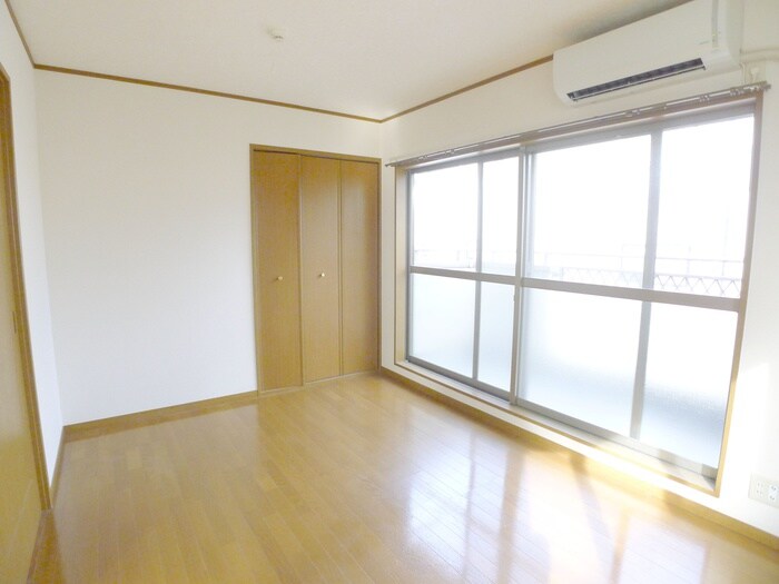 物件内観写真21　(居室)