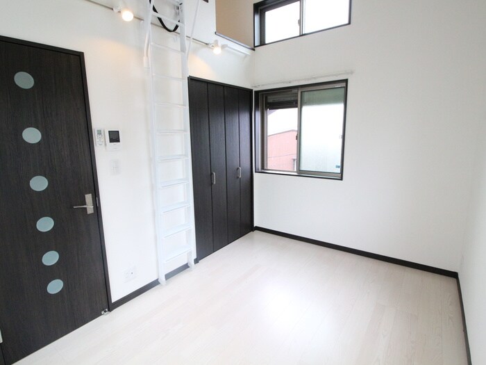 物件内観写真10　(居室)