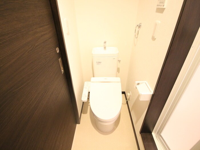 物件内観写真16　(トイレ)