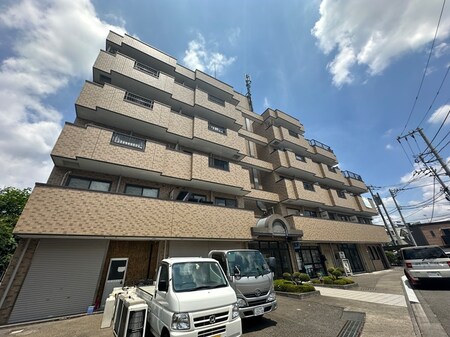 第５中島ビル外観写真