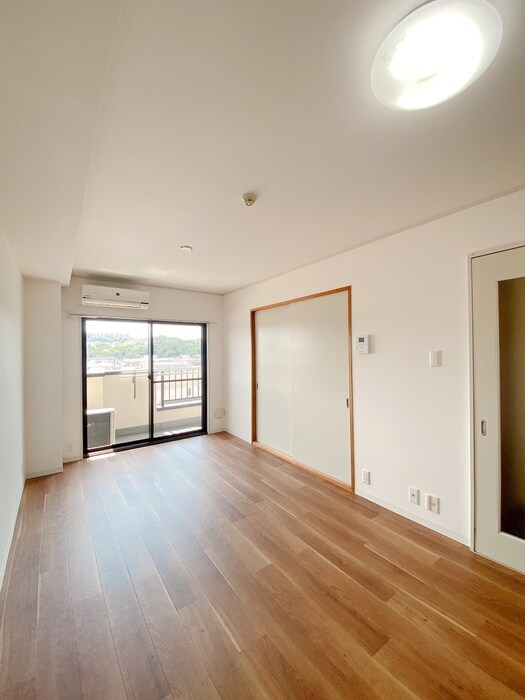 物件内観写真8　(居室)