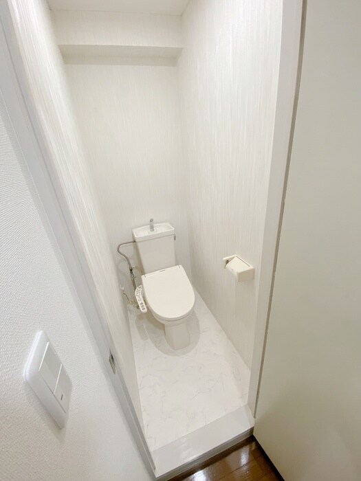 物件内観写真12　(トイレ)