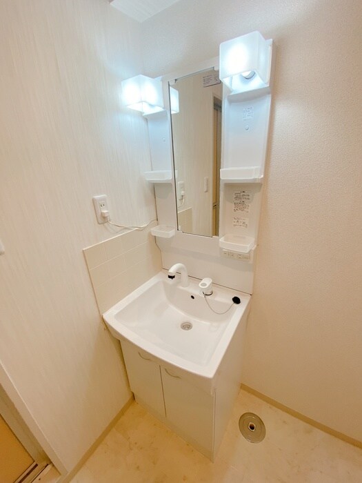 物件内観写真13　(洗面)