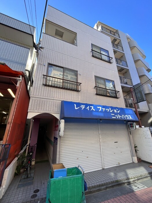 斉藤ビルの外観写真