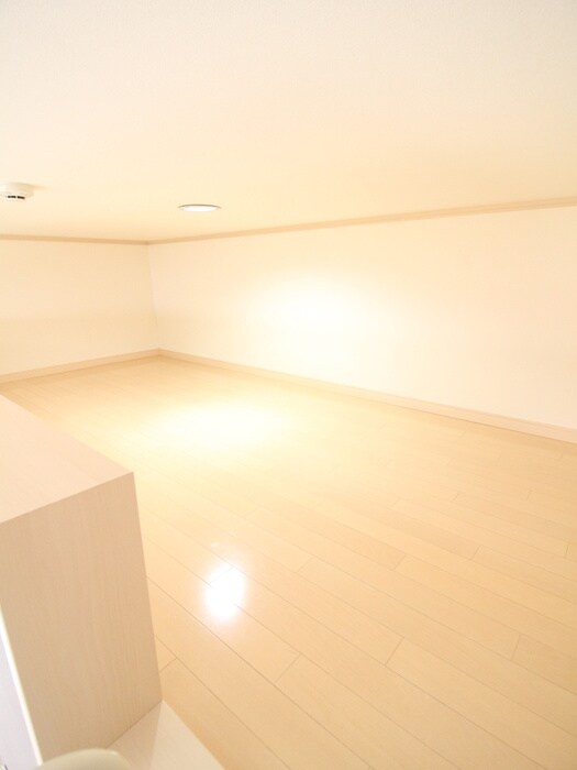 物件内観写真18　(居室)