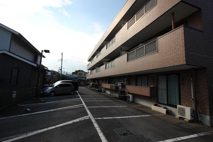 物件外観写真5　(外観写真)